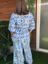 Cargar imagen en el visor de la galería, PANTALON JULIANA BLANCO-AZUL