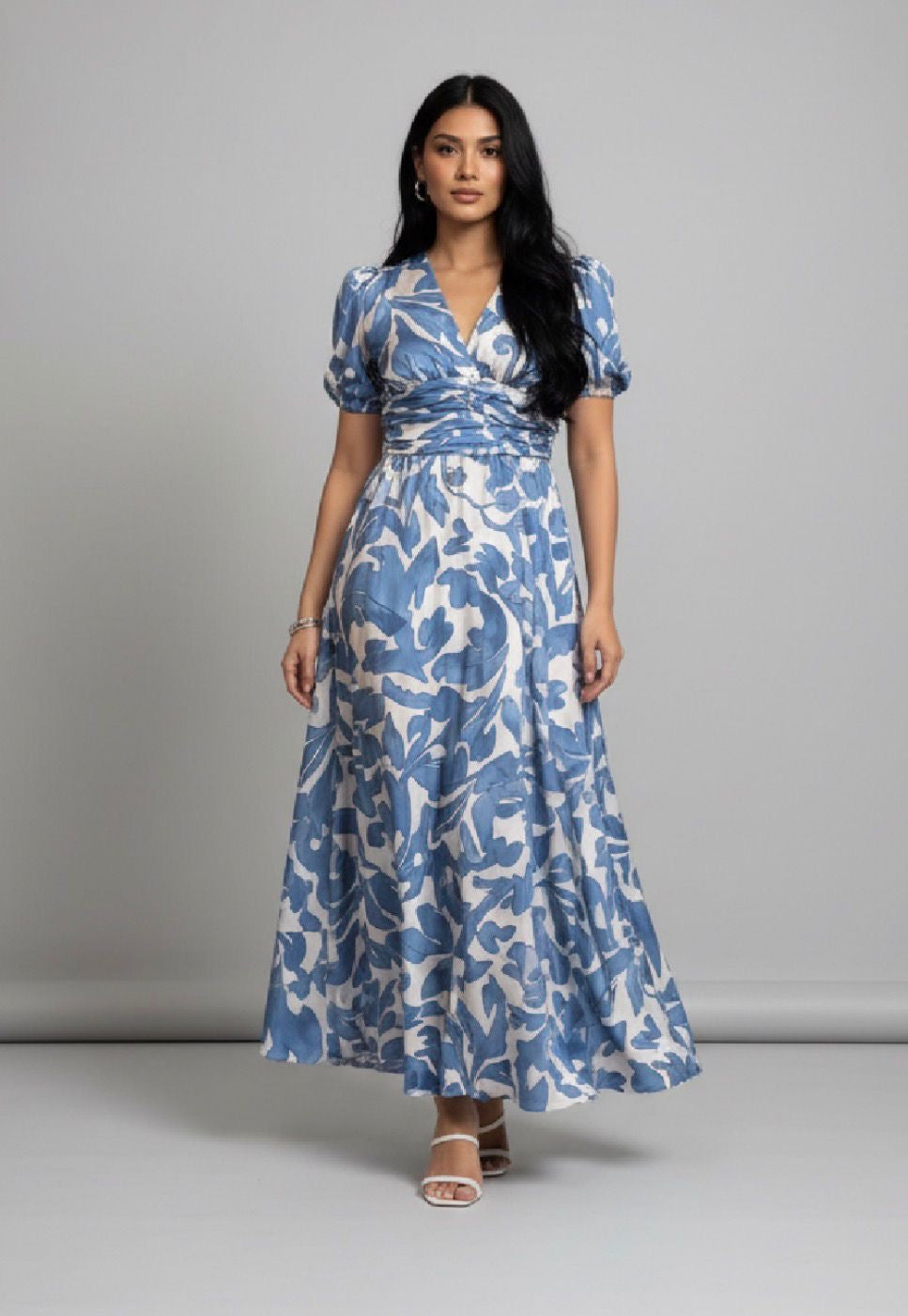 VESTIDO LARGO ELIS CELESTE-CORTE FAVORECEDOR