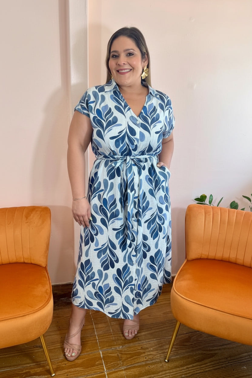 Vestido Plus Size Estampado Hojas Azul y Terracota con Cinturón | Vestido Camisero Talla Plus Size para Mujer en Panamá