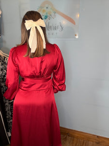VESTIDO CRUZADO DE SATIN  ROJO VINO