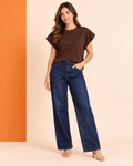 Blusa Café de Mujer con Cuello Redondo y Manga Corta