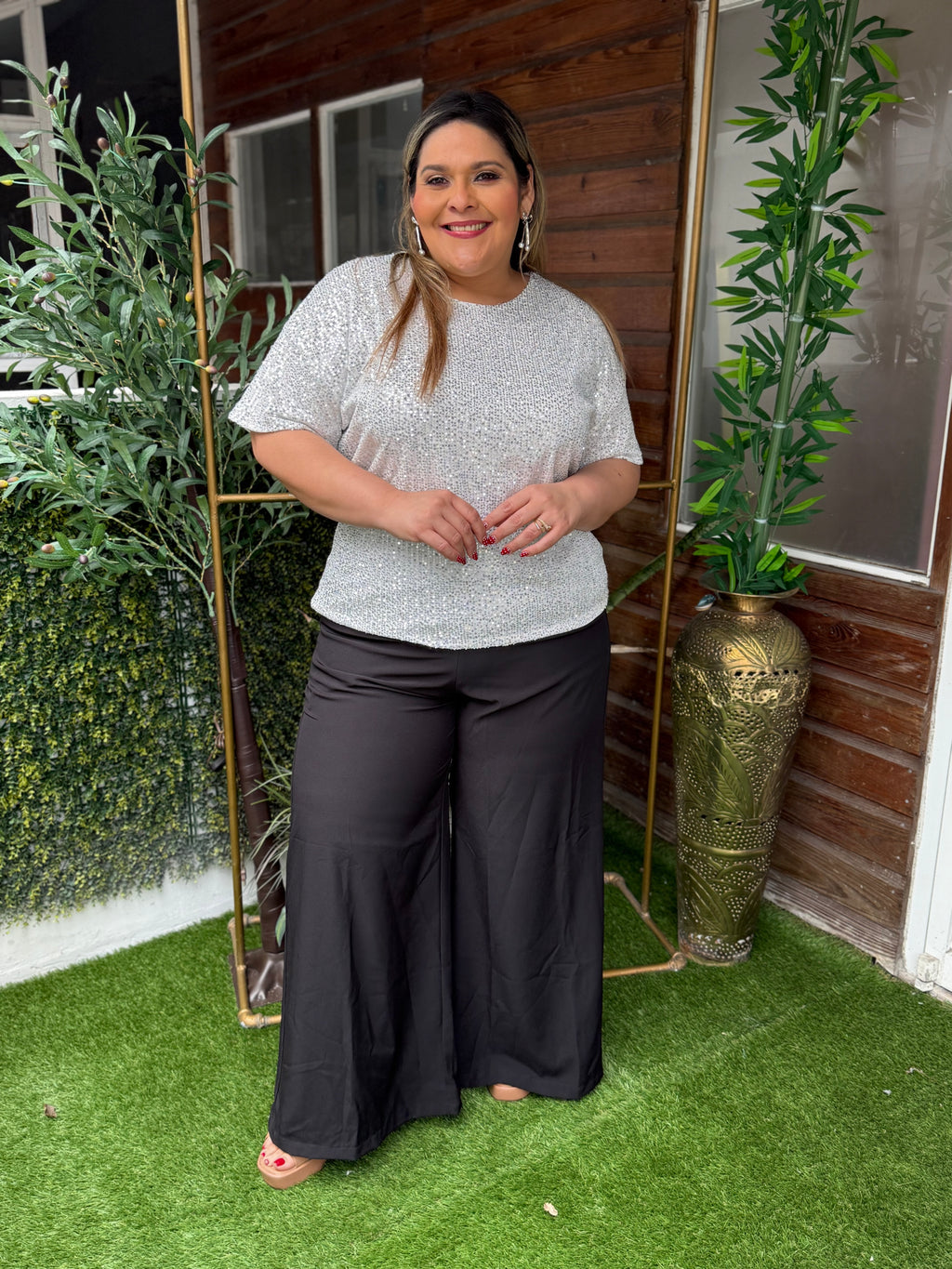 BLUSA  BLANCA PLUS SIZE CON LENTEJUELAS