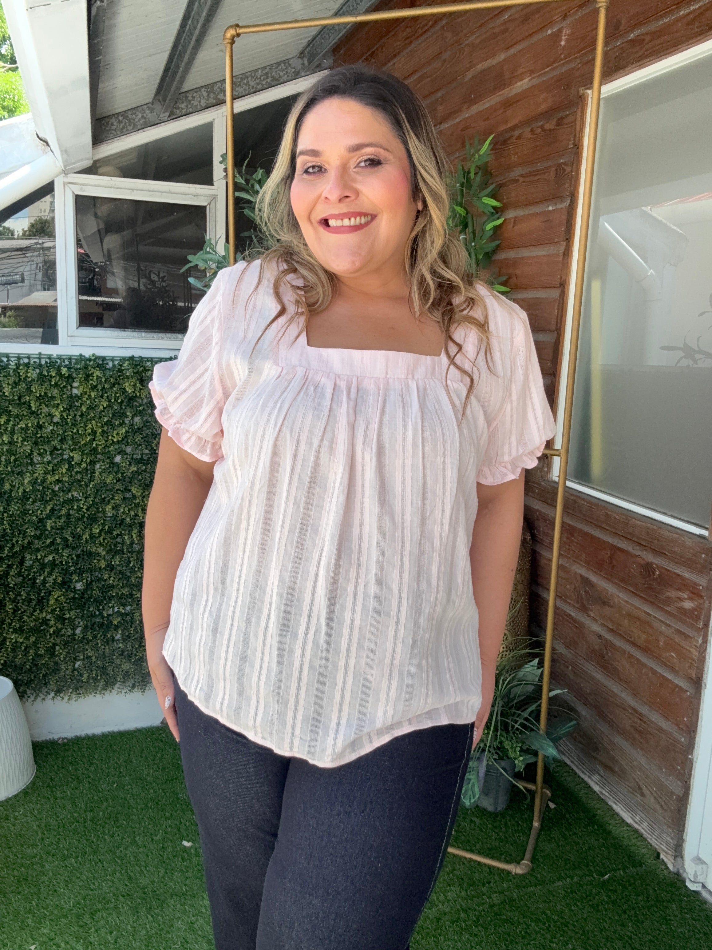 Blusa Plus Size Nude Rosada Texturizada/ Blusa fresca y Elegante para Mujer en Panamá