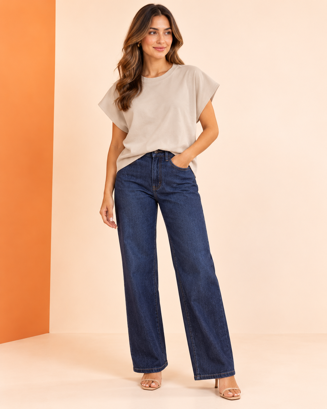 Blusa Beige de Mujer con Cuello Redondo y Manga Corta