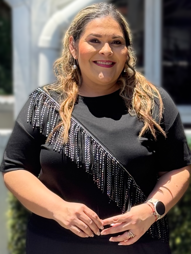 BLUSA PLUS SIZE NEGRA CON FLECOS
