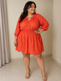 Vestido Plus Size Coral con Cintura Elástica y Estampado Brillante