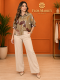 Blusa Estampada en Tonos Beige con Cuello Camisero y Manga 3/4