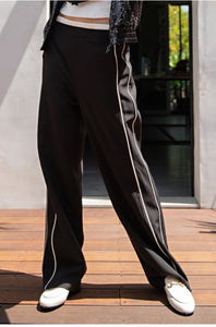 PANTALON NEGRO PRETINA BLANCA