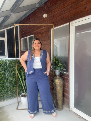 SET PLUS SIZE TIPO VEST DEEP BLUE BORDADO