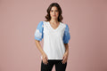 Blusa Blanca con Mangas Abullonadas Azules/ Blusa Elegante y fresca para mujer en Panamá
