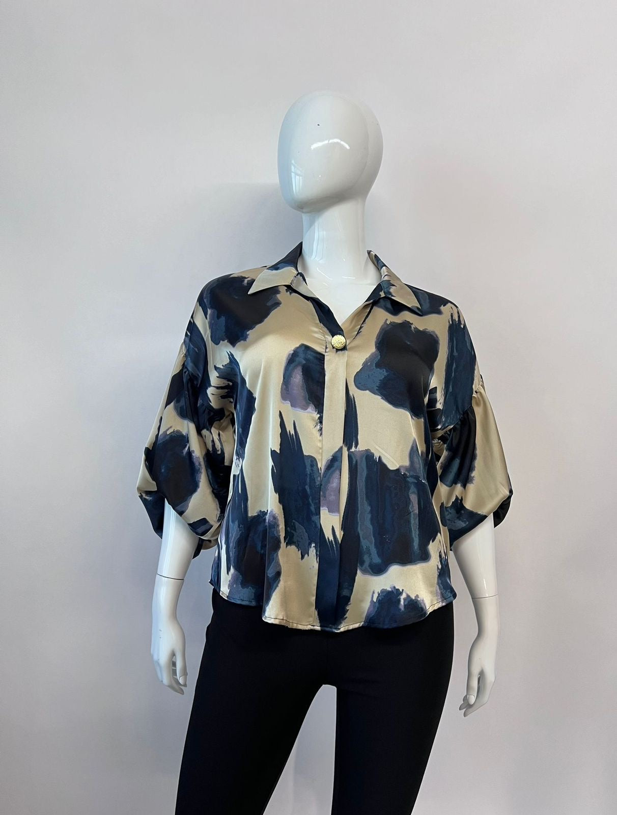 BLUSA  VERXY BEIGE CON AZUL