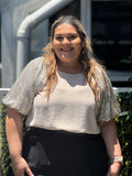 BLUSA PLUS SIZE LENTEJUELA BEIGE