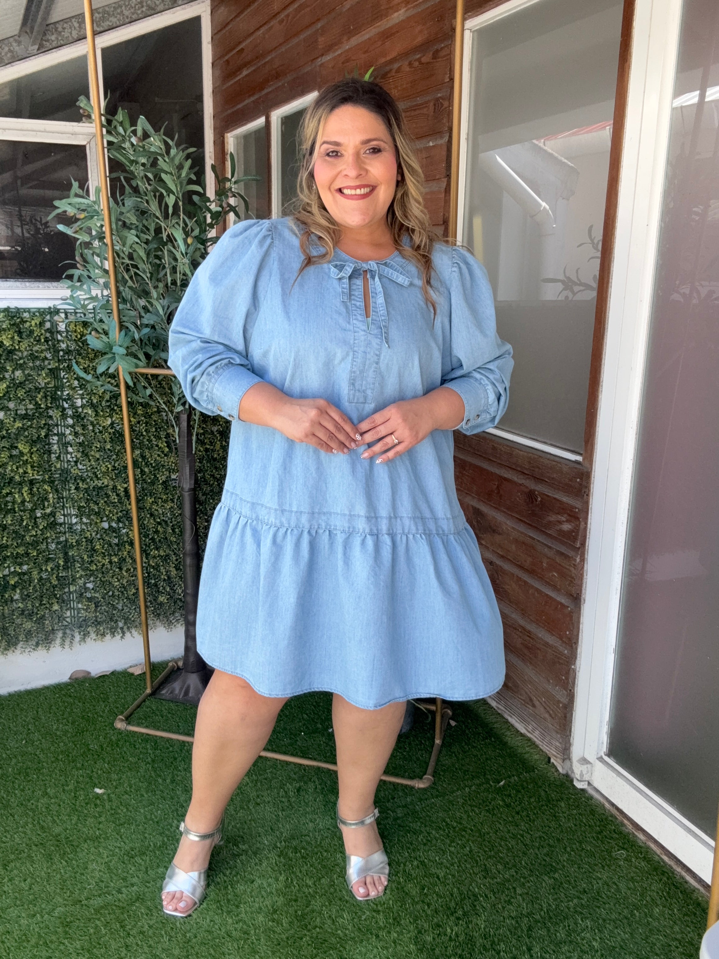 Vestido plus size denim claro midi para mujer | Vestido casual fresco tallas grandes Panamá