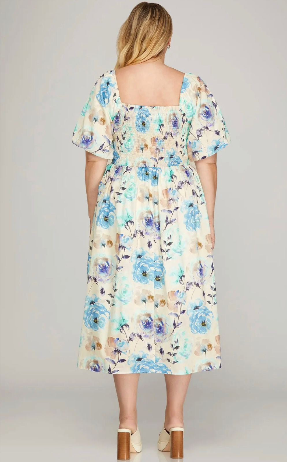 Vestido Midi Floral Plus Size con Parte superior elàstica y Mangas Sueltas
