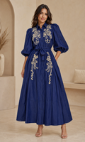 Vestido Largo DENIM con Bordado Ornamental y Cinturón