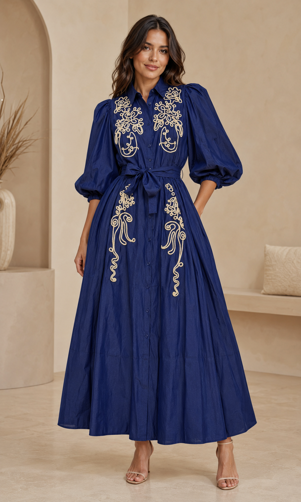 Vestido Largo DENIM con Bordado Ornamental y Cinturón