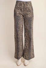 Cargar imagen en el visor de la galería, PANTALON LEOPARD