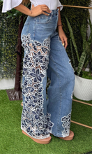Cargar imagen en el visor de la galería, PANTALON BELLA DENIM BLUE