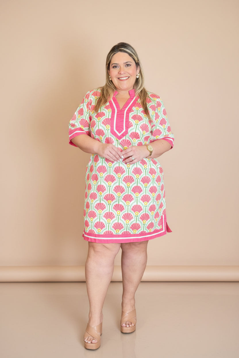 Vestido Recto Plus Size Estampado con Escote en V y Mangas Cortas Panama