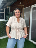 Blusa Beige Elegante para Mujer con Cintura Ajustable/Boutique de Ropa para Mujer en Panamá