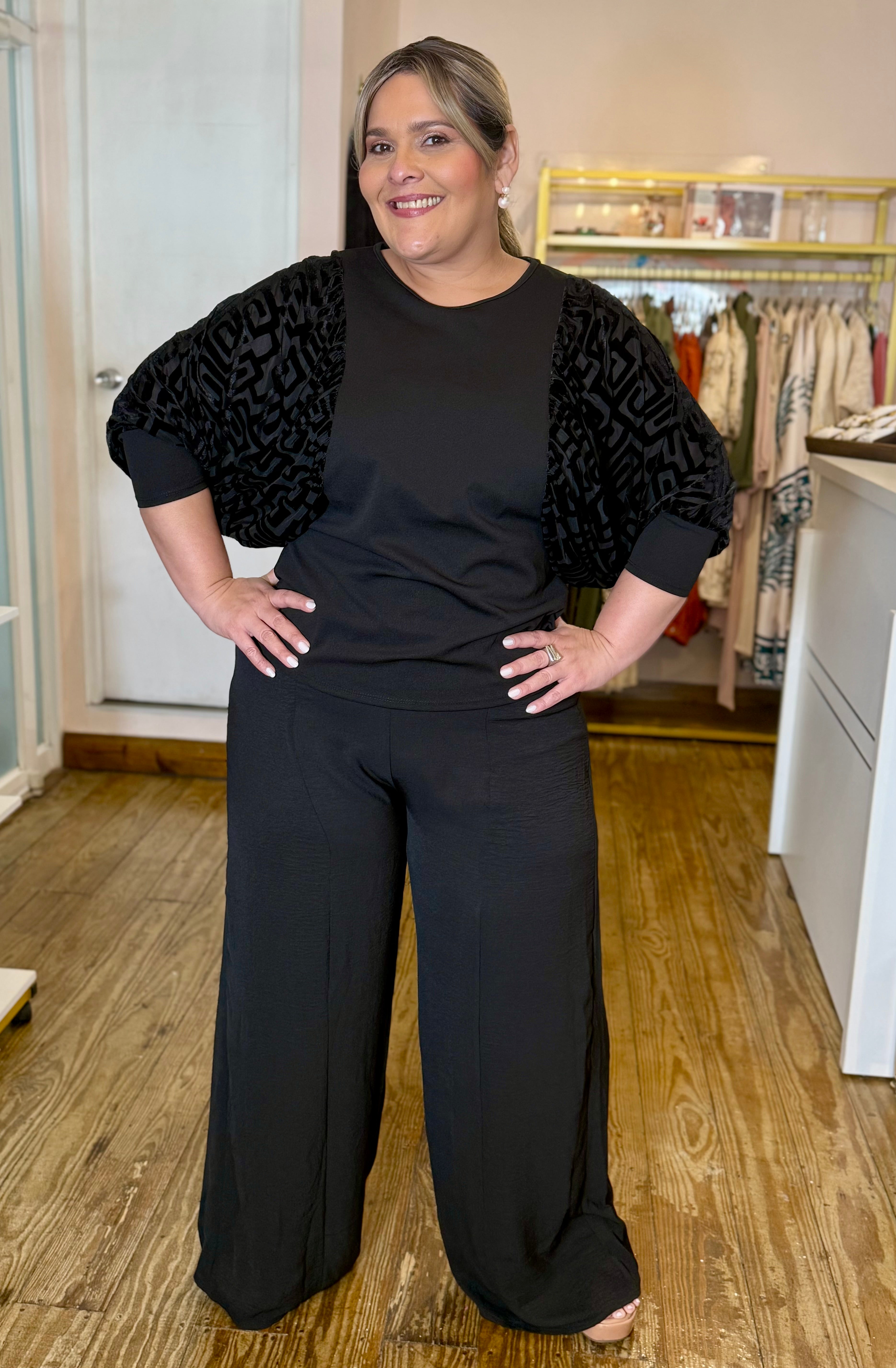 PLUS SIZE BLUSA NEGRA MATY