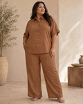 Conjunto Marrón de Camisa y Pantalón de Pierna Ancha