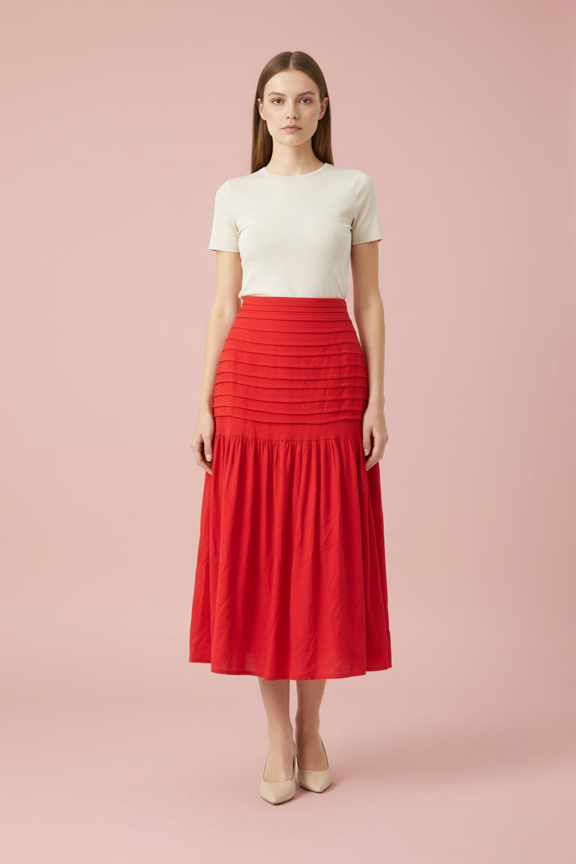 Falda Roja Midi Elegante para Mujer en Panamá | Falda Plisada con Vuelo