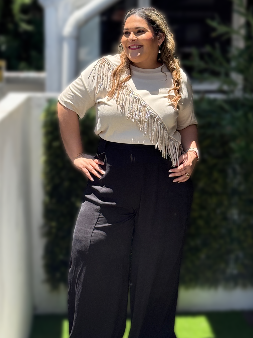 SARISA BLUSA PLUS SIZE BEIGE CON FLECOS