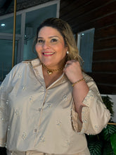 Cargar imagen en el visor de la galería, SET PLUS SIZE BEIGE CON PERLA