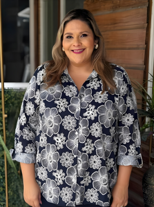 BLUSA AZUL BORDADA