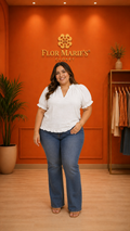 Blusa Blanca Plus Size Cuello V Mangas Bombachas/Moda Curvy para Mujer en Panamá