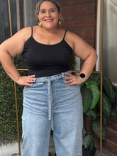Cargar imagen en el visor de la galería, BLUSAS BASICAS