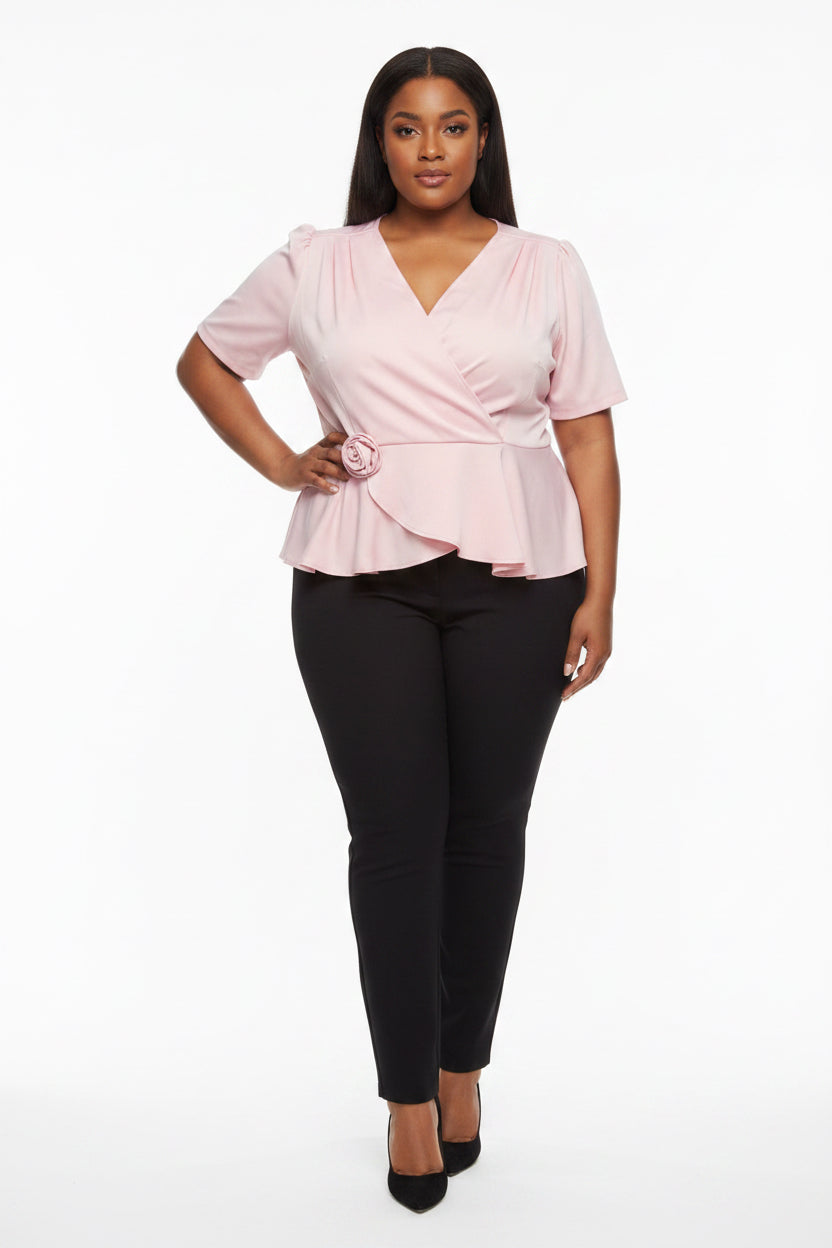 Blusa Rosada Cruzada con Volante para Mujer | Blusa Elegante y Femenina en Panamá