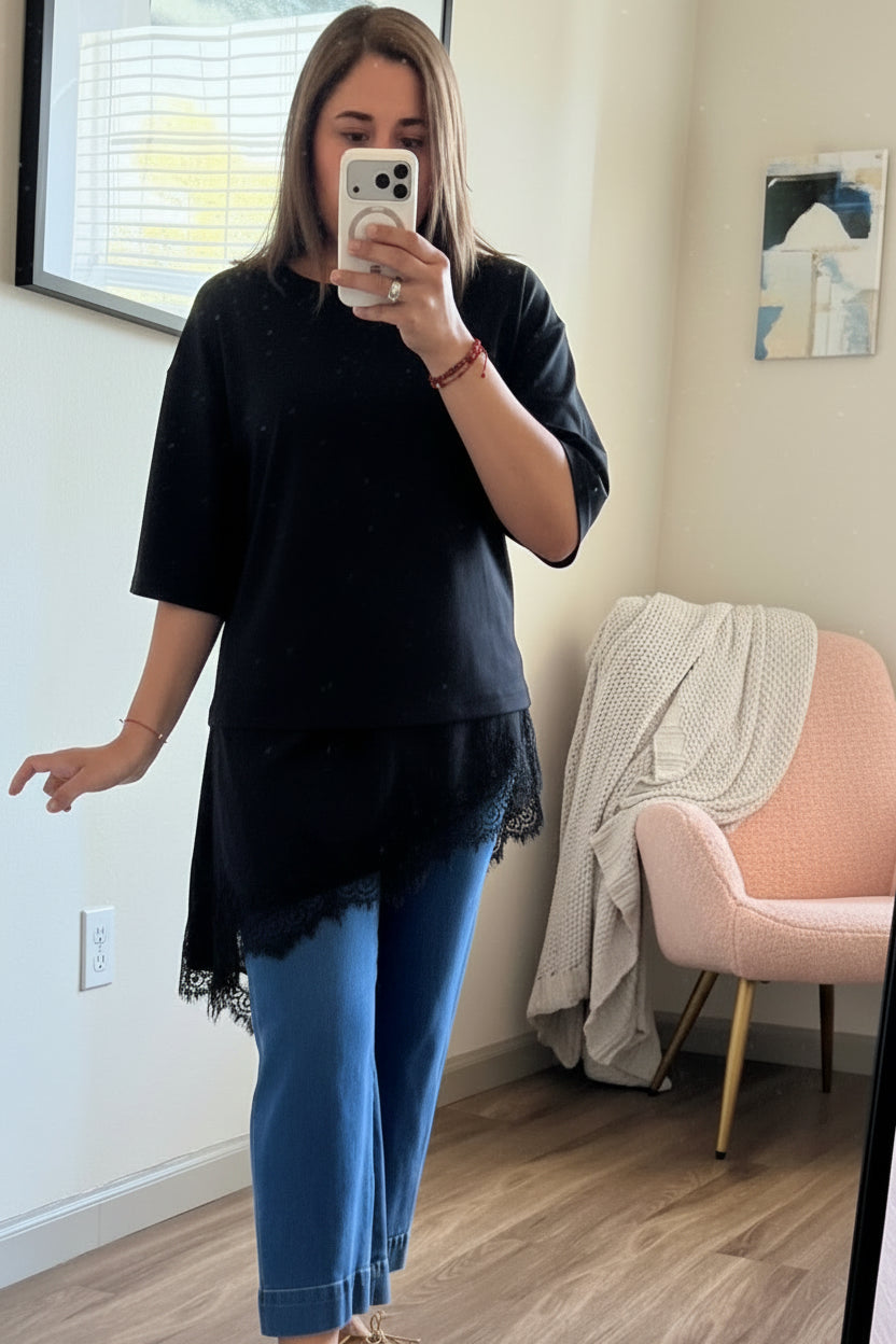 BLUSA  PLUS SIZE NEGRA CON EXTENSION DE SATIN Y ENCAJE/ ESTILO ROMANTICO ELEGANTE/BOUTIQUE DE MUJER PANAMA