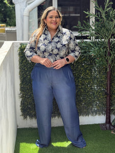 BLUSA AZUL BORDADA