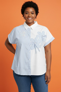 Blusa Plus Size para Mujer Blanca y Rayas Celestes | Camisa Casual Elegante Tallas Grandes Panamá