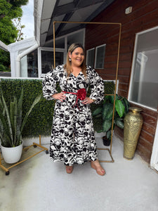 VESTIDO KATERINE NEGRO-BLANCO PLUS SIZE