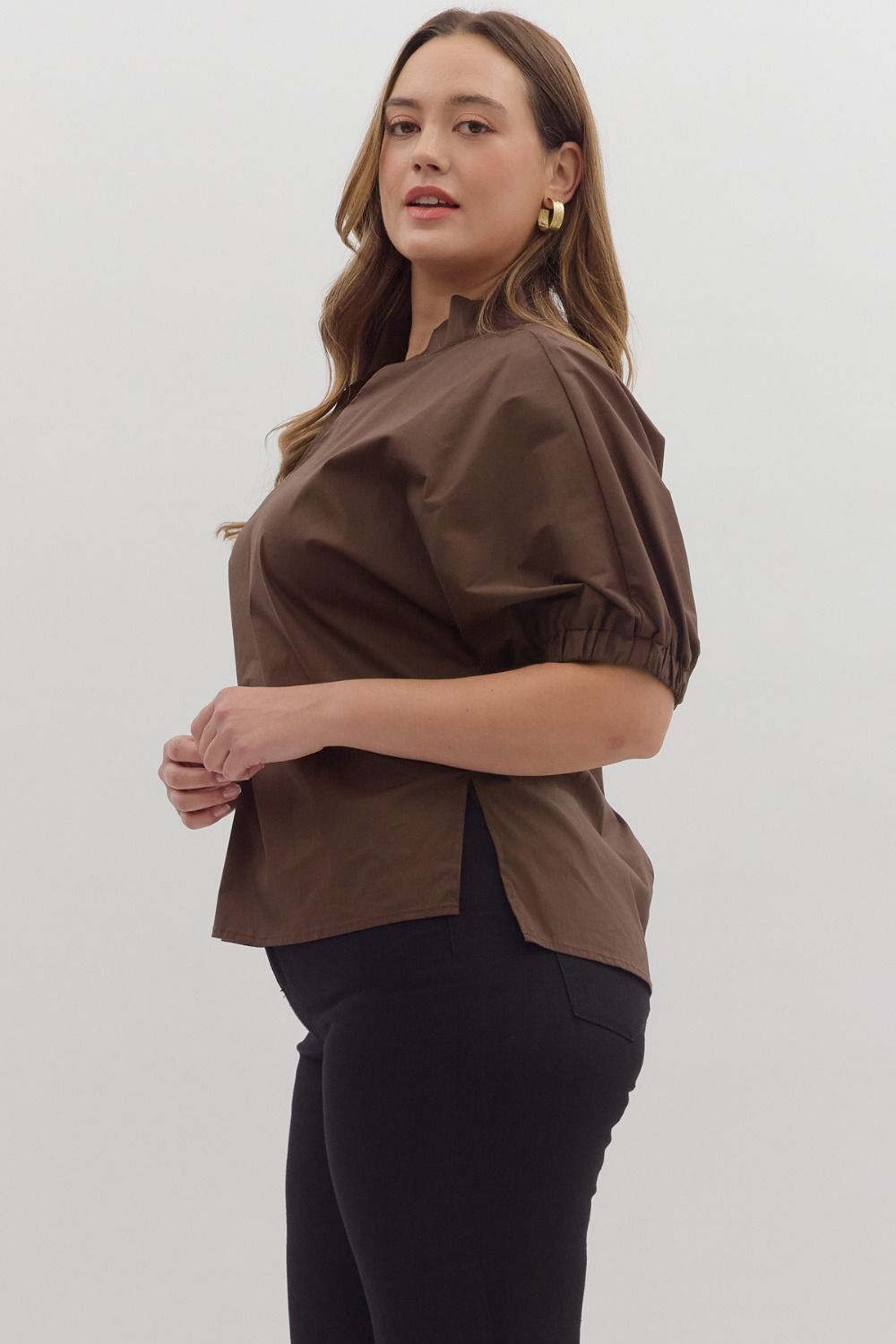 CONDADO-ENTRO-T26223P-Blusa Manga Abullonada Plus