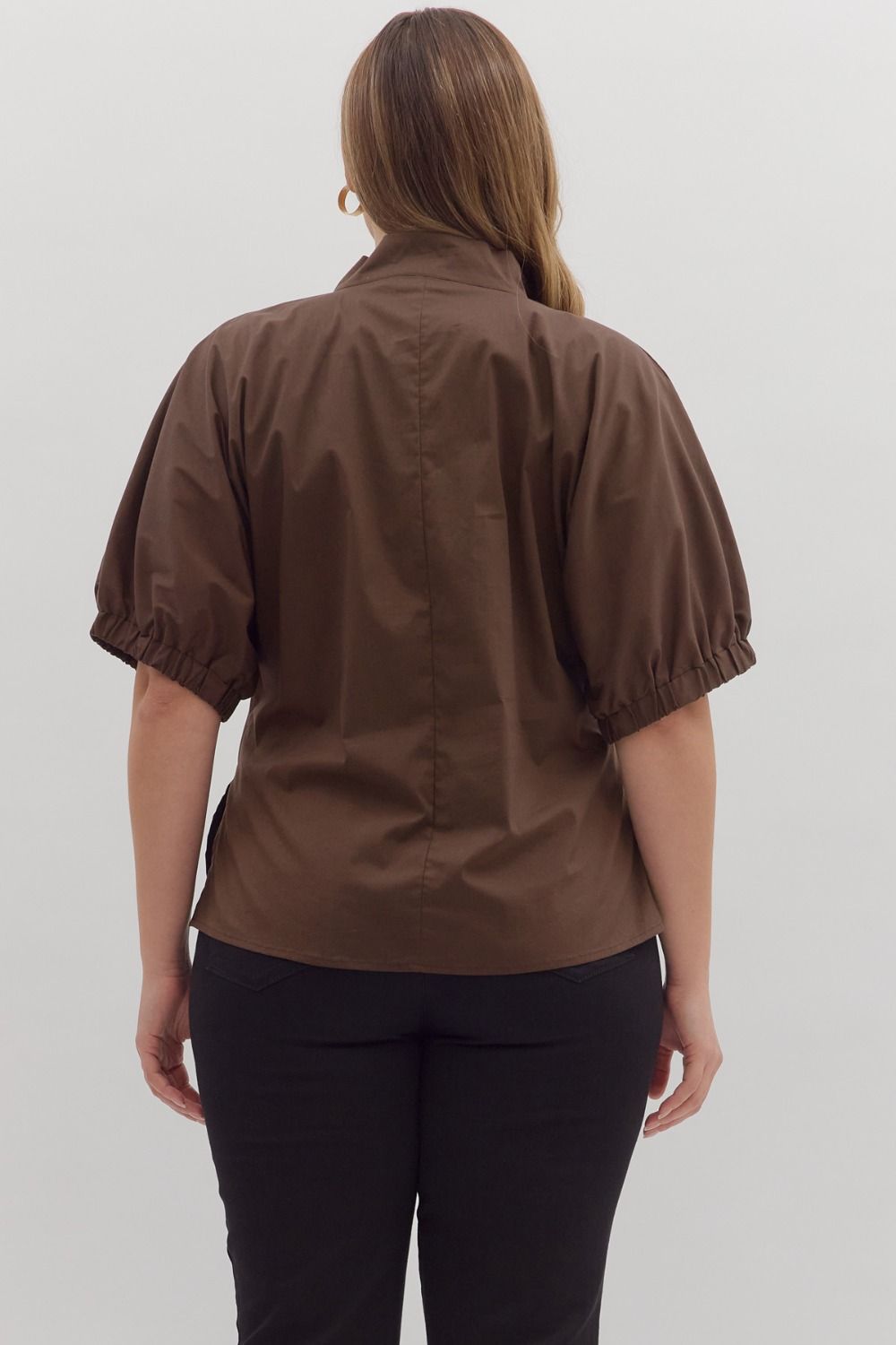 CONDADO-ENTRO-T26223P-Blusa Manga Abullonada Plus