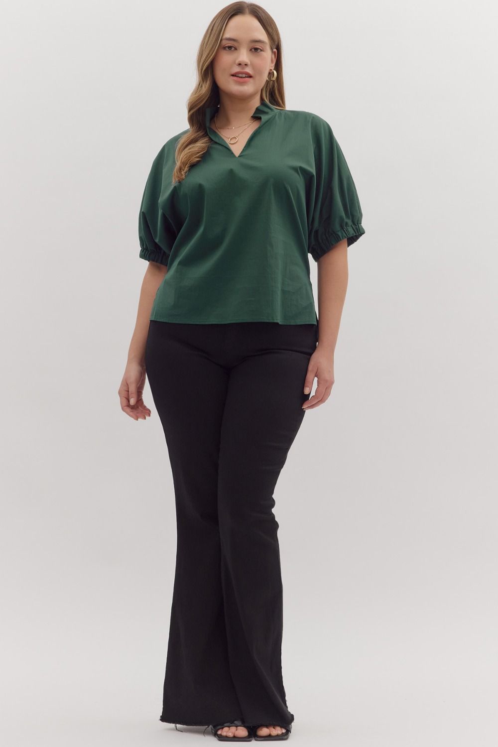 CONDADO-ENTRO-T26223P-Blusa Manga Abullonada Plus