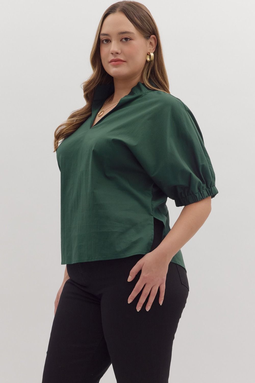 CONDADO-ENTRO-T26223P-Blusa Manga Abullonada Plus