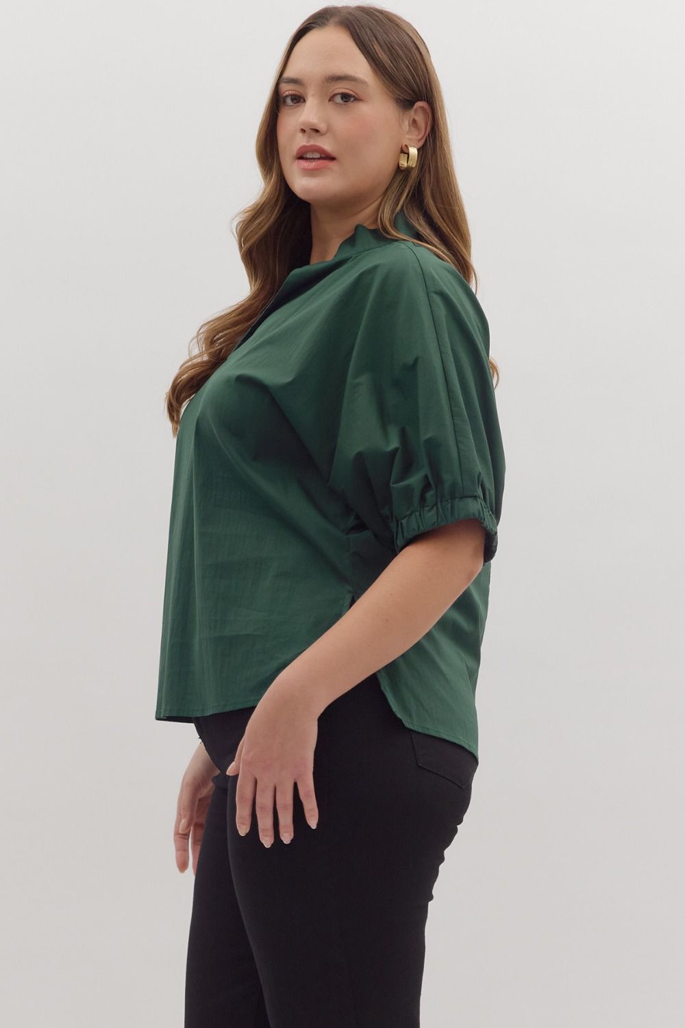 CONDADO-ENTRO-T26223P-Blusa Manga Abullonada Plus