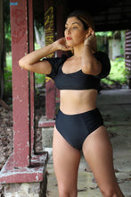 Cargar imagen en el visor de la galería, TWO PIECE BLACK SWIMSUIT